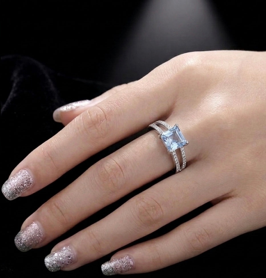 Glacier Sky 1.2 Carats, Princess Cut
