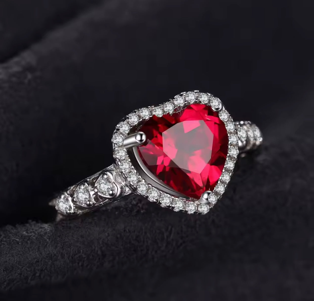 Eternal Passion 2.5 Carats